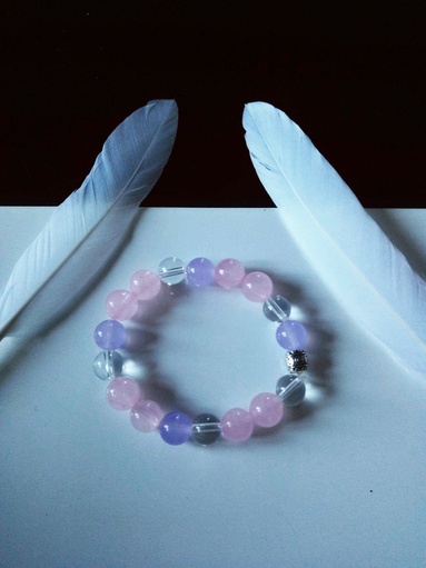 Bracelet en pierres naturelles roses et violettes