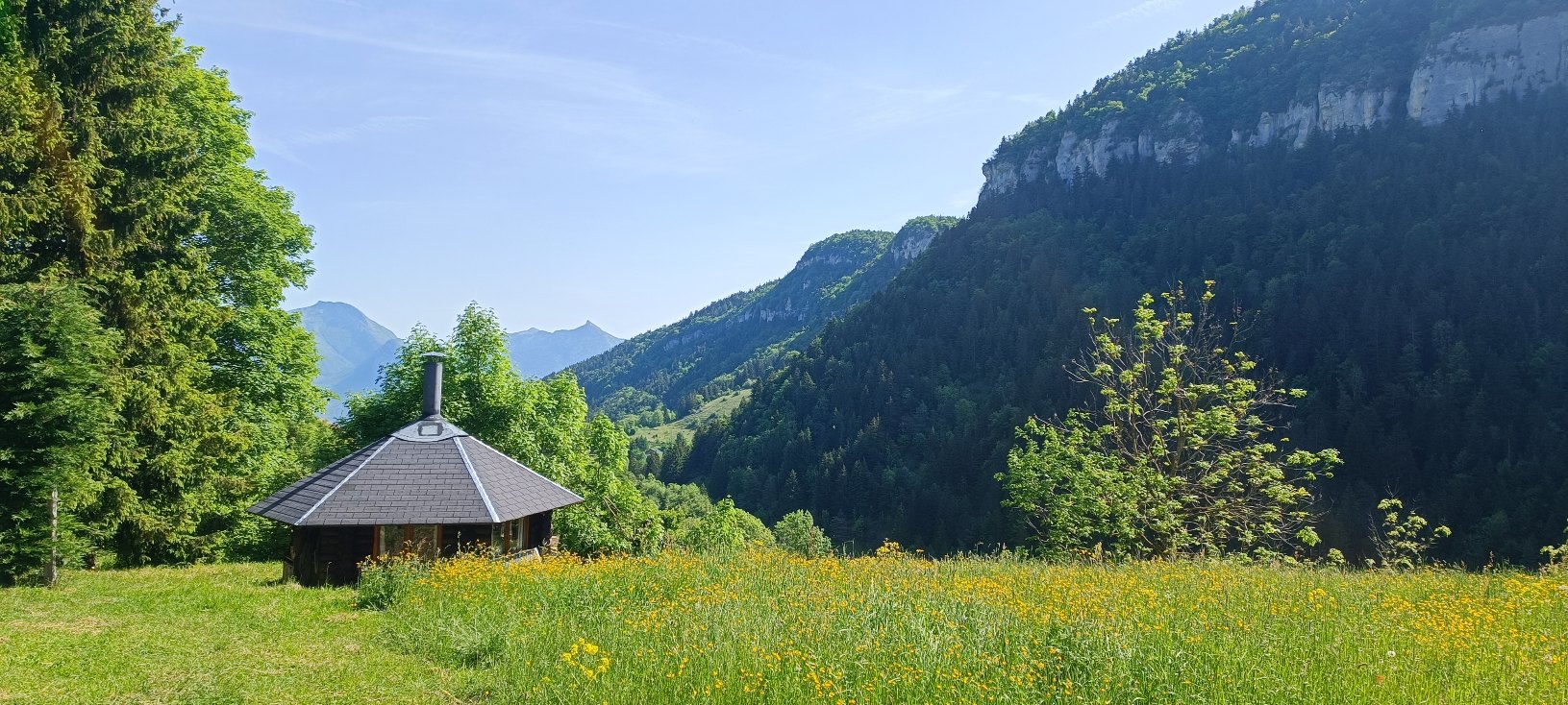 Kota finlandais dans son écrin du Vercors